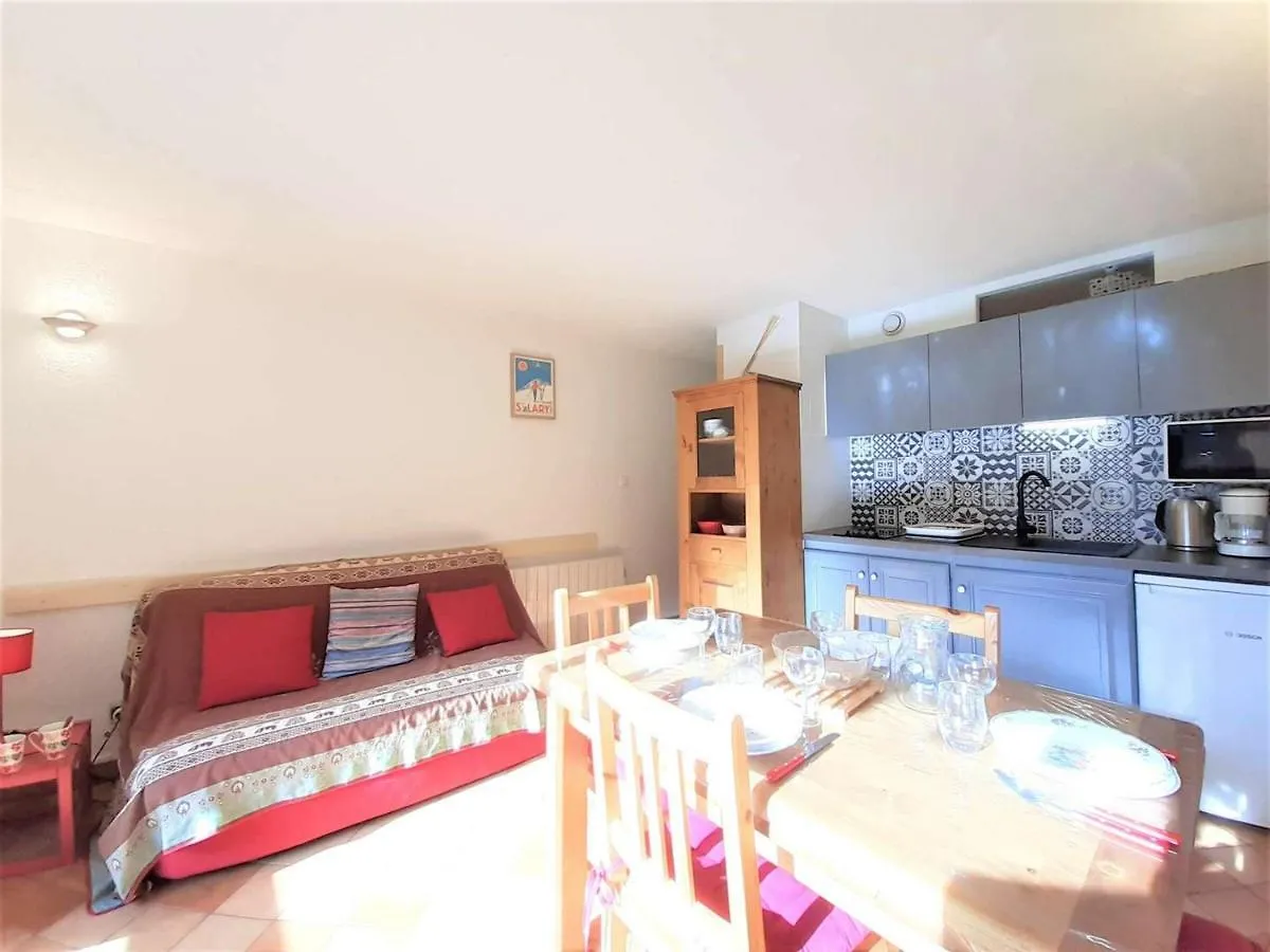 Apartmán Charmant T2 A Saint-Lary-Soulan Avec Balcon, Parking, Et Casier A Skis - Fr-1-457-269